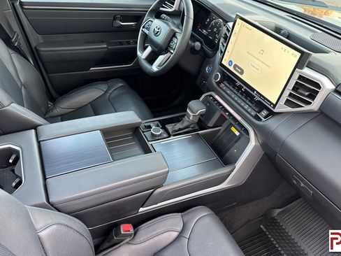 Used 2024 Toyota Tundra Platinum image 18