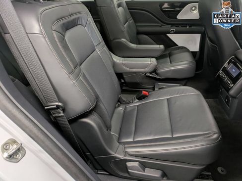 Used 2025 Lincoln Aviator Reserve w/ Equipment Group 201A AWD/4WD image 27