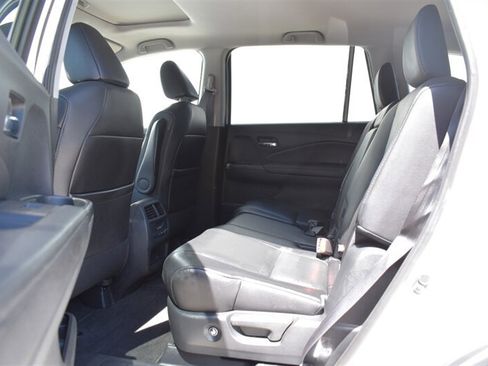 Used 2017 Honda Pilot EX-L image 27