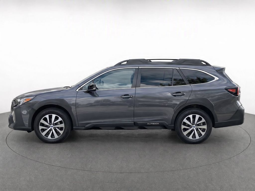 Used 2025 Subaru Outback Premium AWD/4WD image 7