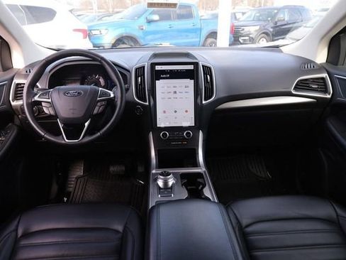Certified 2024 Ford Edge SEL image 19