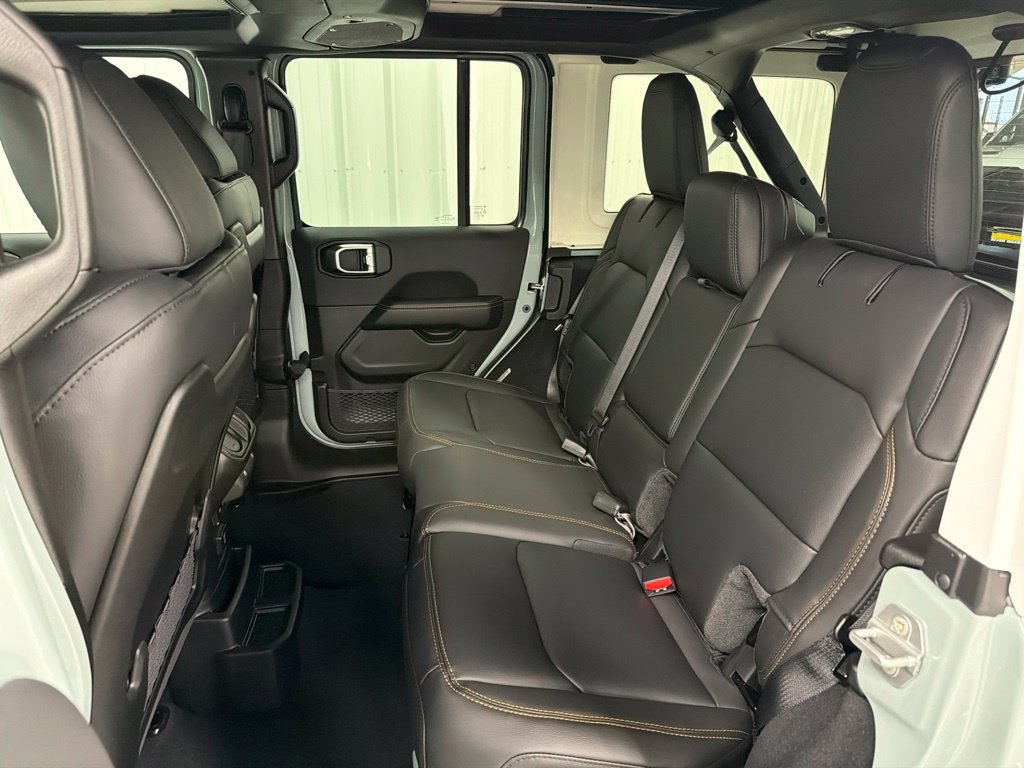 New 2027 Jeep Wrangler Unlimited Sahara AWD/4WD image 12