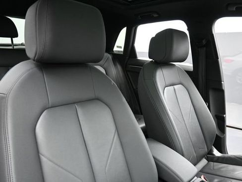 Used 2025 Audi Q3 2.0T Premium AWD/4WD image 30