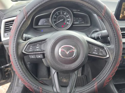 Used 2018 MAZDA MAZDA3 Sport FWD image 14