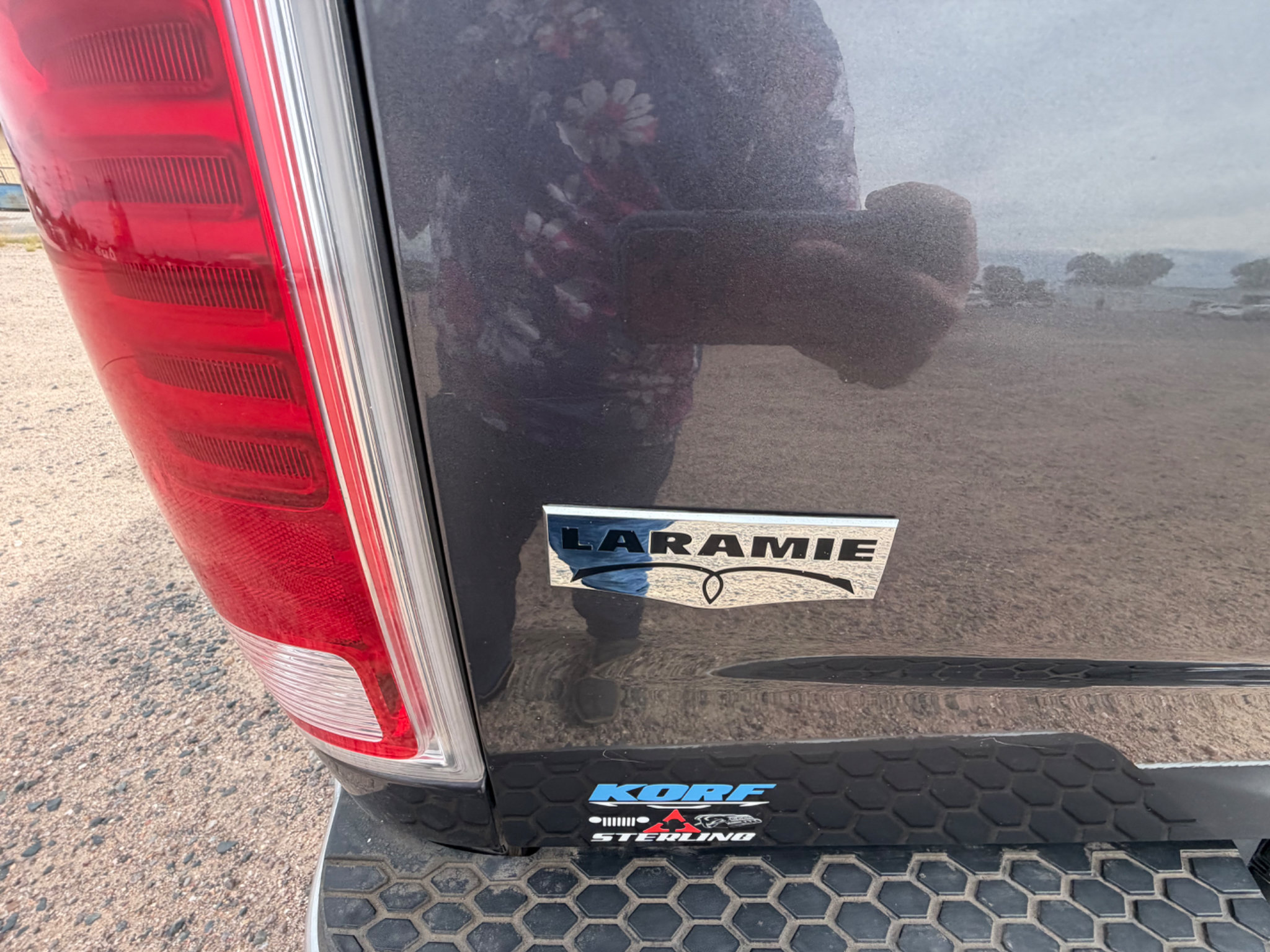 Used 2016 RAM 1500 Laramie w/ Convenience Group AWD/4WD image 11