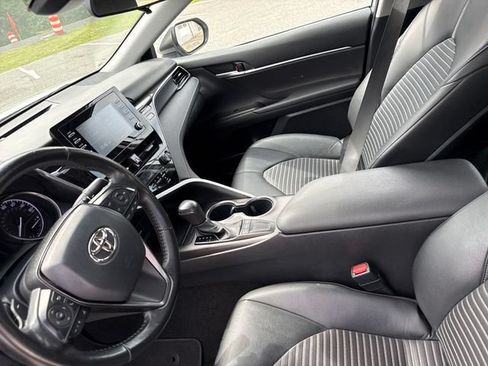 Used 2023 Toyota Camry SE FWD image 15