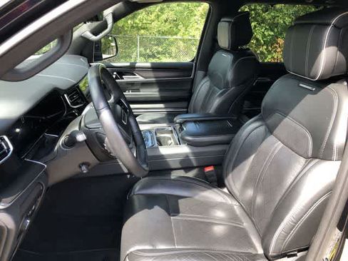Certified 2024 Jeep Grand Wagoneer L Series II w/ Quick Order Packagew 28T AWD/4WD image 10