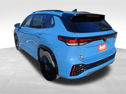 New 2026 Volkswagen Tiguan SE R-Line AWD/4WD image 3