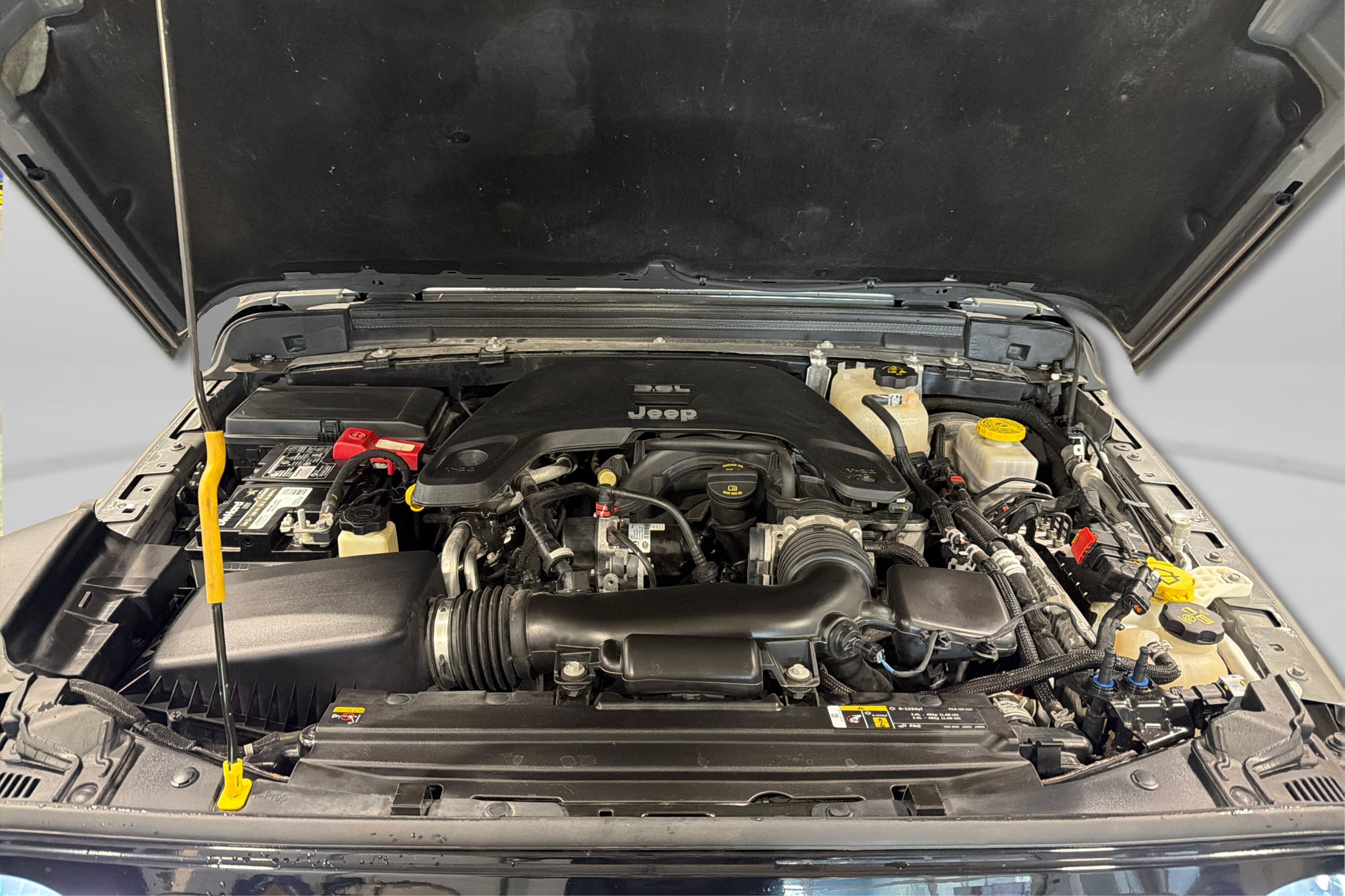 Used 2021 Jeep Wrangler Sport AWD/4WD image 11