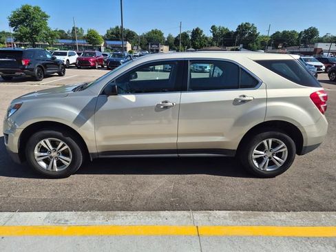 Used 2016 Chevrolet Equinox LS FWD image 10