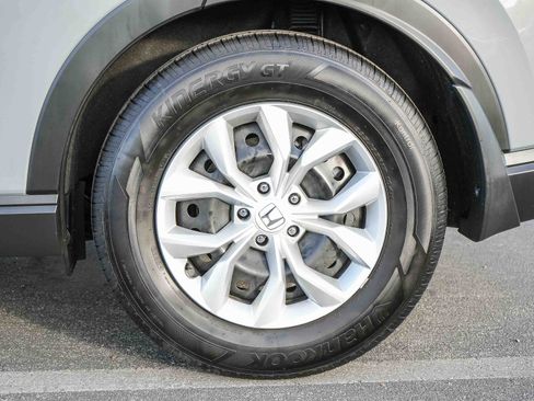 Used 2025 Honda CR-V LX image 12