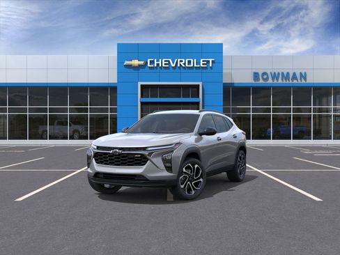 New 2025 Chevrolet Trax RS w/ Driver Confidence Package image 9