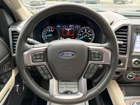 Used 2019 Ford Expedition Platinum image 16