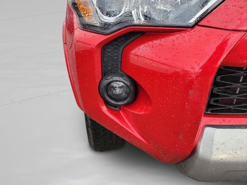 Used 2021 Toyota 4Runner TRD Off-Road Premium image 26