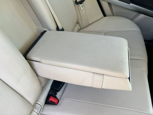 Used 2015 Mercedes-Benz GLK 350 2WD image 31