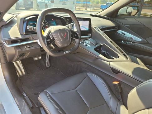 Used 2025 Chevrolet Corvette Z06 w/ Battery Protection Package image 2