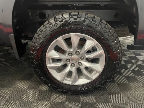 Used 2023 Chevrolet Silverado 1500 Custom AWD/4WD image 13