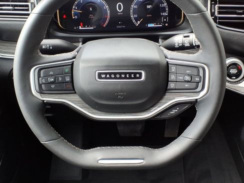Used 2022 Jeep Wagoneer Series II AWD/4WD image 13