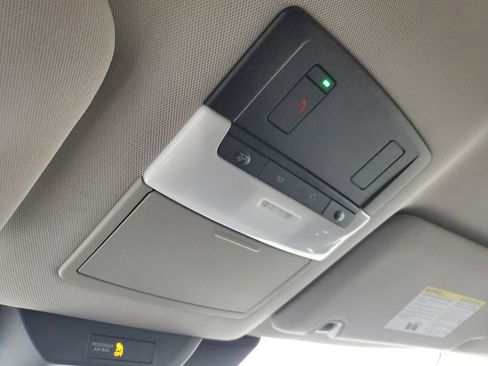 Used 2023 Nissan Pathfinder SL image 33