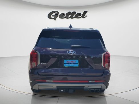 Used 2024 Hyundai Palisade Limited FWD image 6