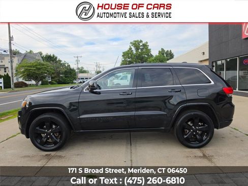 Used 2015 Jeep Grand Cherokee Altitude AWD/4WD image 7