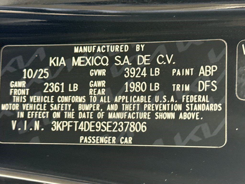 Used 2025 Kia K4 FWD image 39