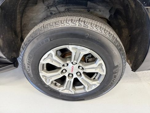 Used 2021 GMC Yukon XL SLE AWD/4WD image 33