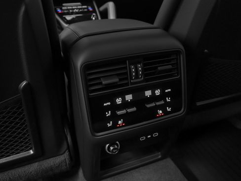 Certified 2026 Porsche Cayenne S AWD/4WD image 47