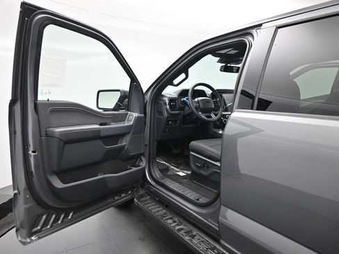 New 2026 Ford F150 XLT w/ Equipment Group 302A MID AWD/4WD image 8