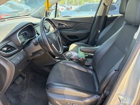 Used 2018 Buick Encore Preferred FWD image 4