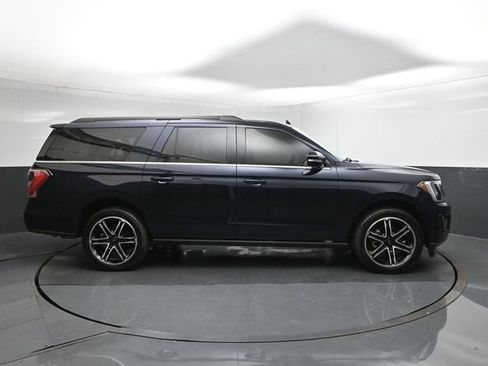 Used 2021 Ford Expedition Max Limited RWD image 15