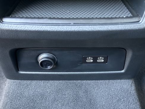 New 2027 BMW X7 xDrive40i w/ Executive Package AWD/4WD image 22