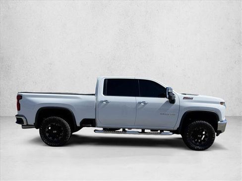 Used 2021 Chevrolet Silverado 2500 LTZ w/ LTZ Plus Package AWD/4WD image 4
