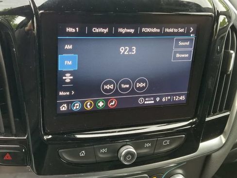 Used 2023 Chevrolet Traverse LT AWD/4WD image 43