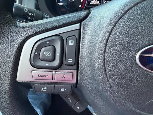 Used 2017 Subaru Forester 2.5i Premium AWD/4WD image 30