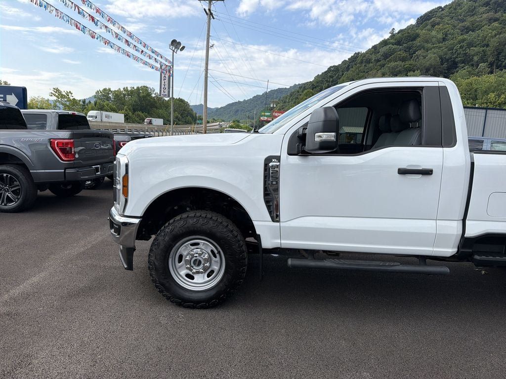 Used 2024 Ford F250 XL w/ XL Chrome Package AWD/4WD image 9