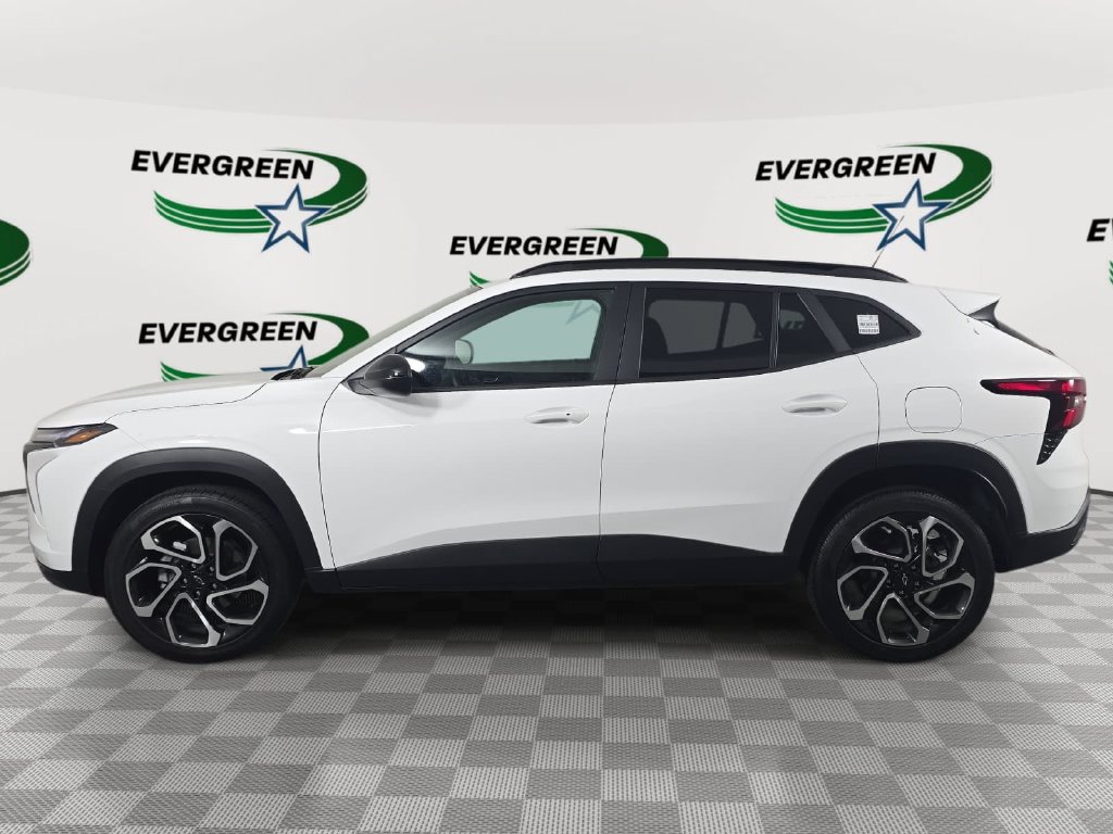 New 2025 Chevrolet Trax RS w/ Driver Confidence Package FWD image 8
