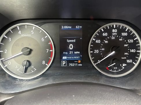 Used 2023 Nissan Sentra S FWD image 19
