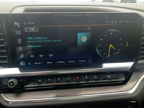 Used 2024 Chevrolet Silverado 1500 LTZ w/ LTZ Premium Package image 42