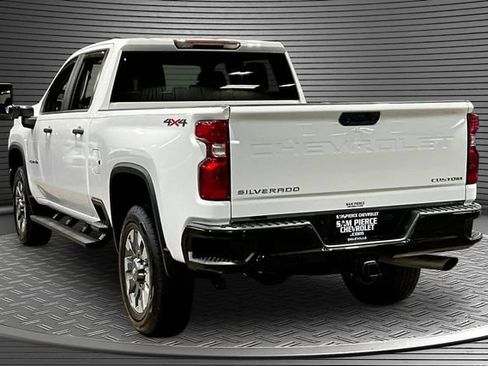 Certified 2024 Chevrolet Silverado 2500 Custom w/ Custom Convenience Package AWD/4WD image 3