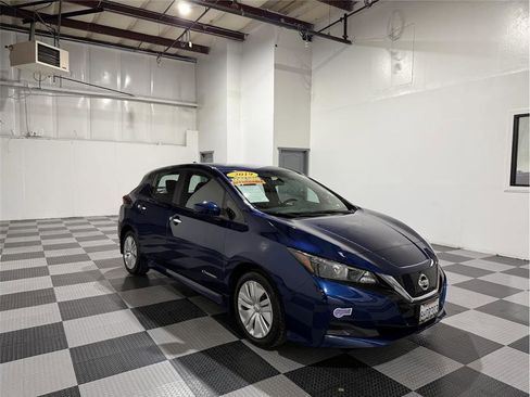 Used 2019 Nissan Leaf S w/ S Charge Package image 4