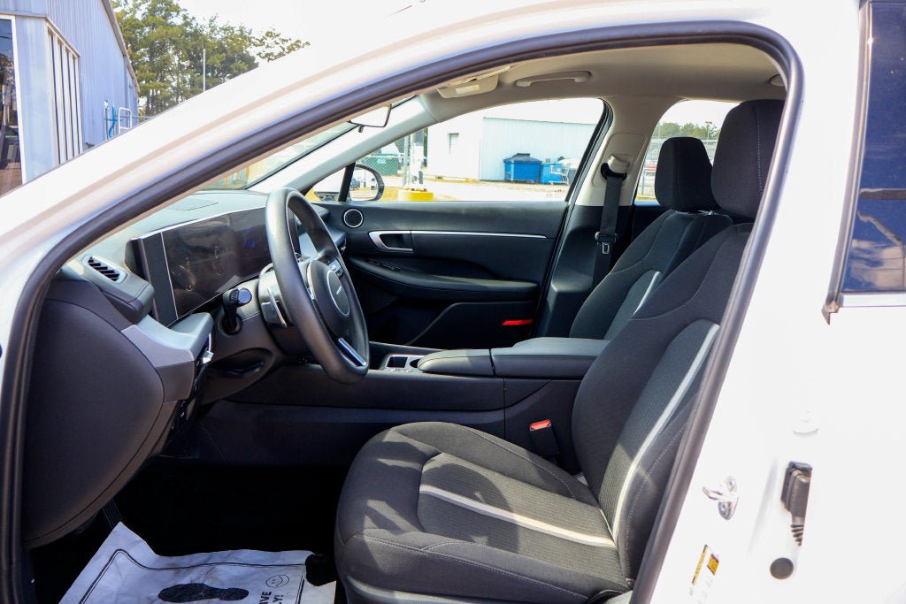 Used 2024 Hyundai Sonata SEL FWD image 7