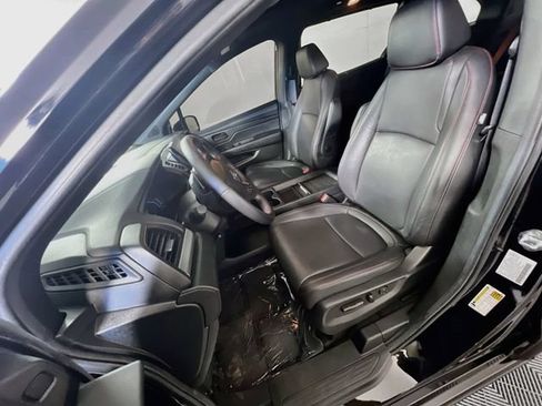 Used 2024 Honda Odyssey Sport image 10