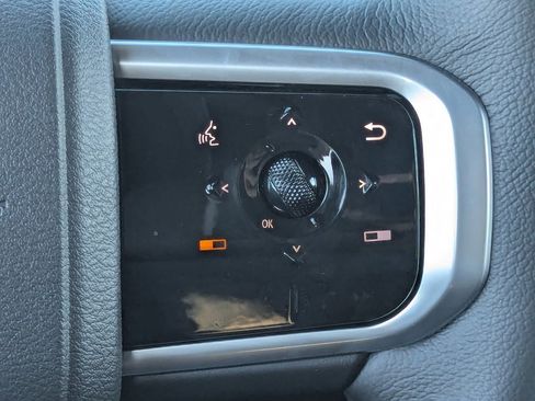 New 2026 Nissan Armada SL w/ Captain's Chari Seat Package image 26