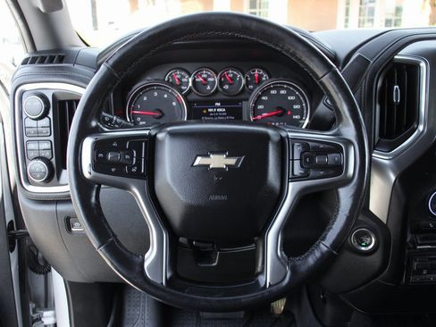 Used 2020 Chevrolet Silverado 3500 LTZ w/ Gooseneck/5TH Wheel Package image 21