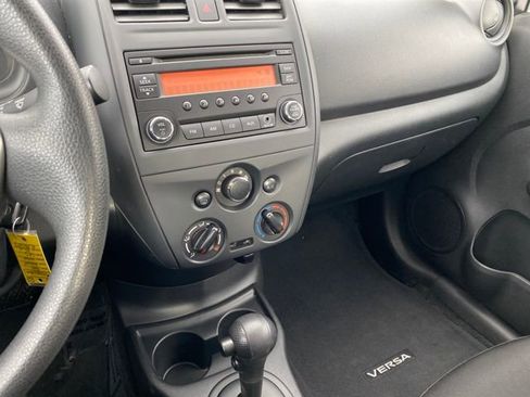 Used 2015 Nissan Versa S Plus image 17