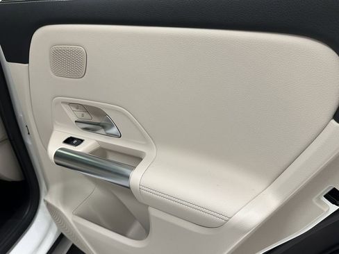 New 2026 Mercedes-Benz GLA 250 image 18