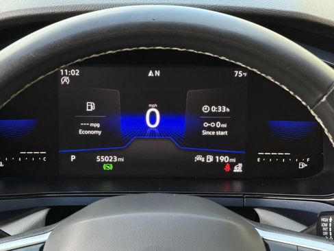 Used 2023 Volkswagen Taos SE w/ Black Wheel Package FWD image 16