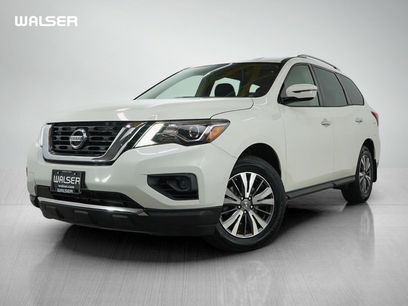 Used 2017 Nissan Pathfinder S