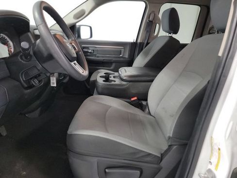 Used 2024 RAM 1500 Classic SLT AWD/4WD image 9
